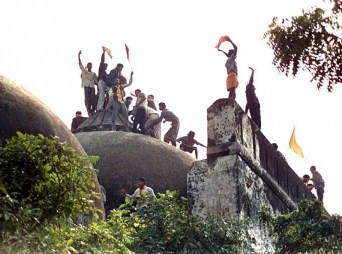 પરિસરની આસપાસ સુરક્ષા વધારાઈ