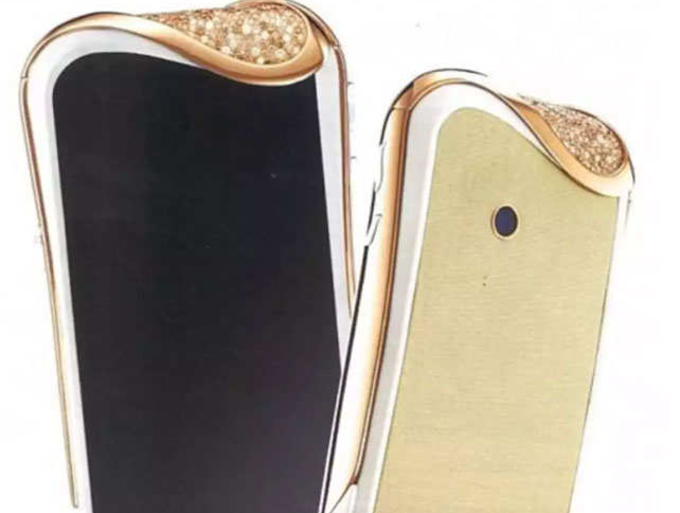 39.36 લાખ રૂપિયાનો Savelli Champagne Diamond ફોન