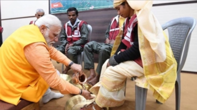 PM મોદીએ પોતાના ખાતામાંથી રૂ.21 લાખ કુંભમેળાના સફાઈકર્મીઓ માટે દાન કર્યા