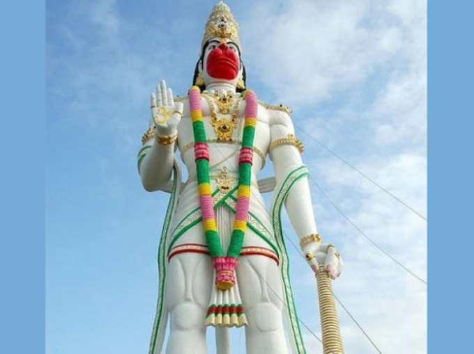 આરસપહાણની હનુમાનજીની મૂર્તિ