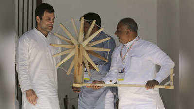 Senior Congress leaders visit Gandhi Ashram in Sabarmati 