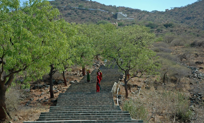 ઉપવાસ સાથે ચઢાણ કરવાથી સમસ્યા સર્જાઈ