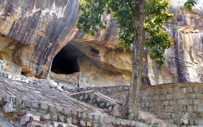 છત્તીસગઢની જોગીમારાની ગુફાઓ