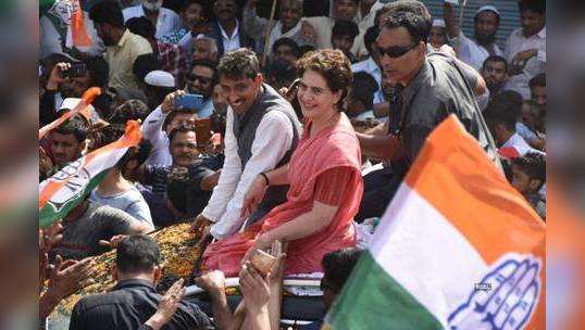 Priyanka Gandhi holds mega roadshow in Saharapur...                                         