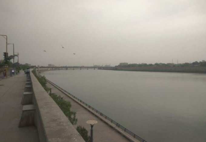 સમગ્ર ગુજરાતમાં વાતાવરણ પલ્ટાયું
