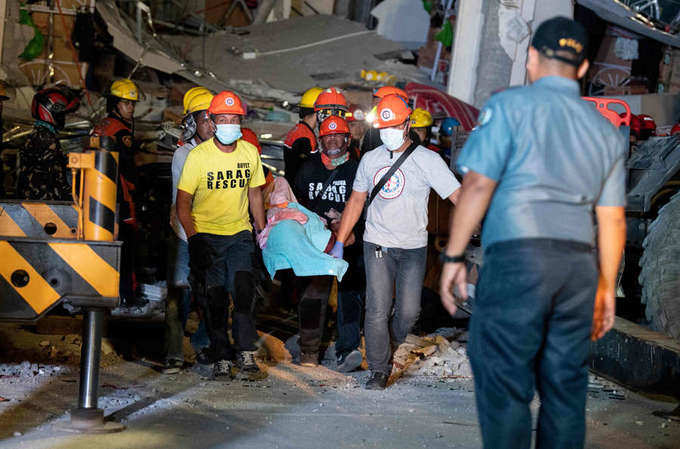 At least 16 dead as 2 earthquakes shake Philippines