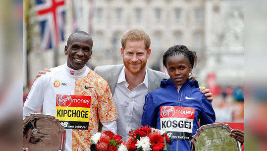 ​Kenyas Eliud Kipchoge wins London Marathon for record fourth time​ 