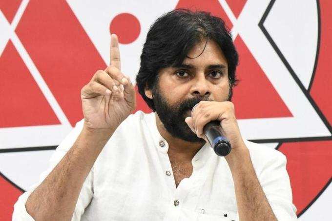 జేడీకి పవన్ ఘాటు స్పందన