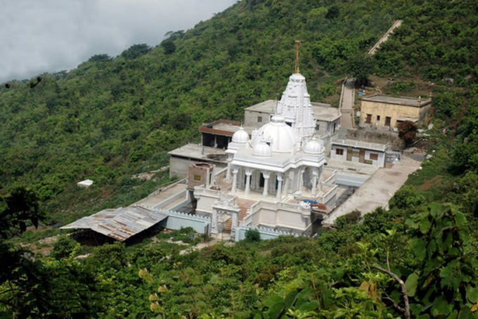 શિખરજી મંદિર