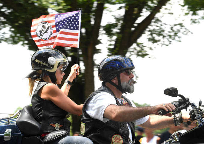 Rolling Thunder veterans group makes final ride through Washington