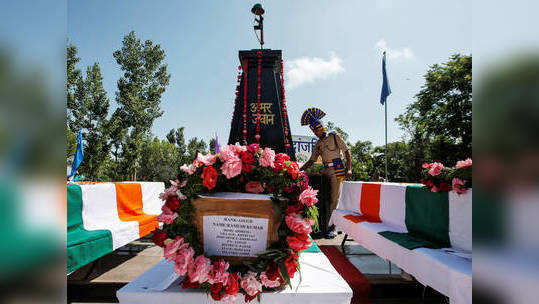 CRPF martyrs wreath laying ceremony held in Kashmir...                                         