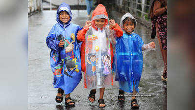 Heavy rain lashes Mumbai 
