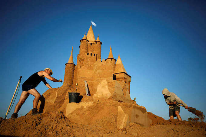 Sand Sculpture Festival: Sculptors showcase irresistible art work