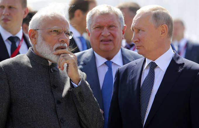 Best pictures from PM Modi’s 2-day Russia visit