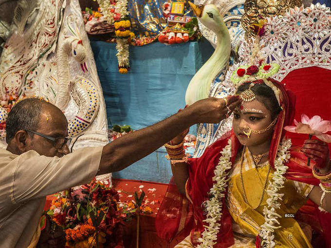 35 colourful pictures of Durga Puja celebrations across India