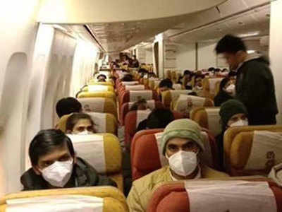 करॉना से डरे लोगों को लेकर चीन से लौटा एयर इंडिया का विमान, करानी पड़ी इमरजेंसी लैंडिंग