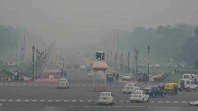 જોખમી પ્રદૂષણ, ધુમ્મસથી સ્થાનિક અને વિદેશી પ્રવાસીઓએ દિલ્હીનો પ્રવાસ ટૂંકાવ્યો