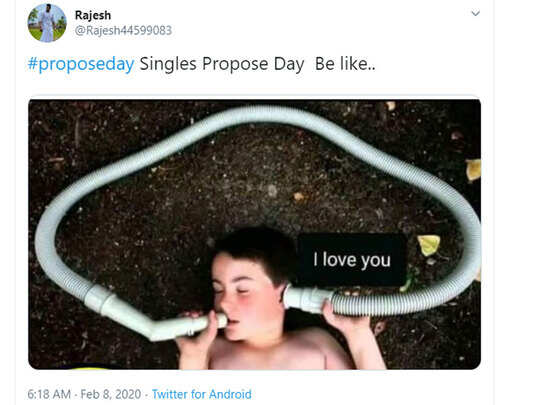 funny memes on propose day 2020, देखिए: प्रपोज डे पर जनता यूं ले रही मजे! - funny reactions and memes on propose day 2020 - Navbharat Times funny memes on propose day 2020, देखिए: प्रपोज डे पर जनता यूं ले रही मजे! - funny reactions and memes on propose day 2020 - Navbharat Times