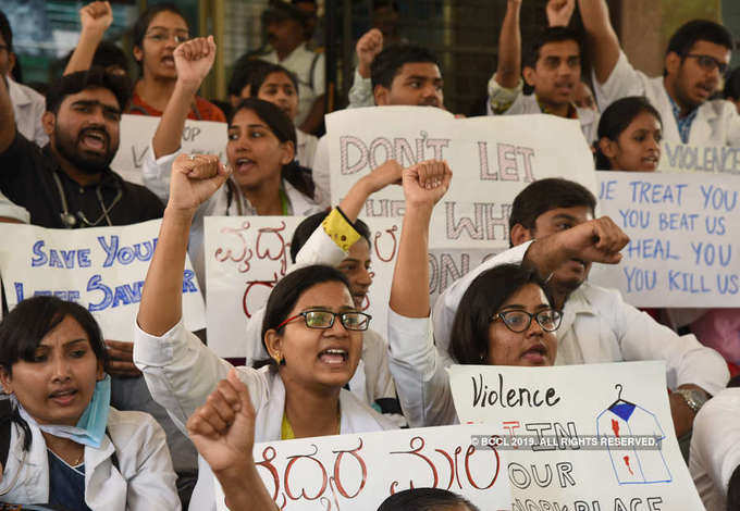 Junior doctors hold protest in Karnataka