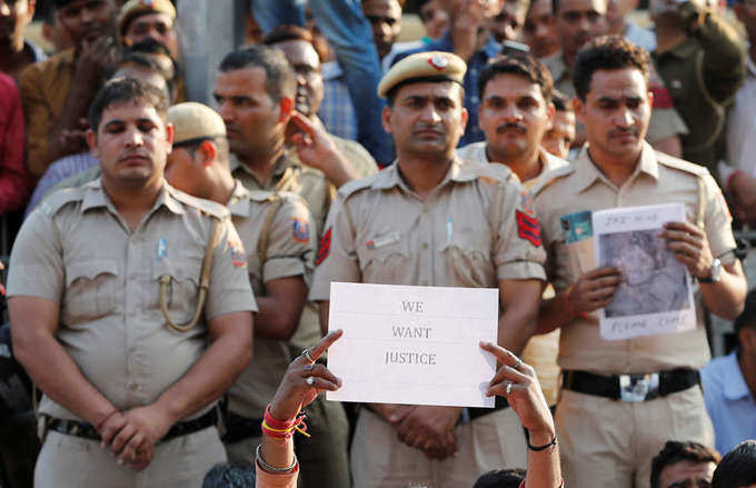 In pics: Lawyers and Delhi Police at loggerheads