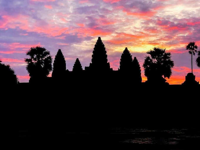 कंबोडिया में है ​अंगकोर वाट मंदिर