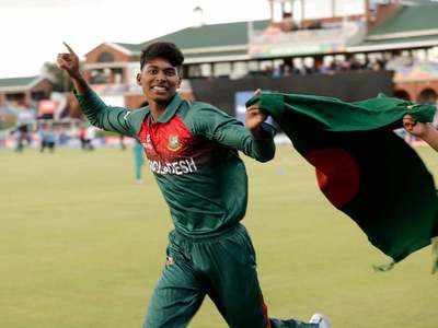 अंडर-19 वर्ल्ड कप फाइनल: भारतीय टीम से भिड़े बांग्लादेशी खिलाड़ी, कप्तान ने मांगी माफी