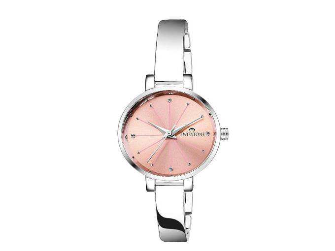 women watch