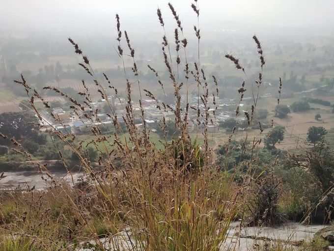 ಇತರ ಬೆಟ್ಟಗಳ ಅದ್ಭುತ ನೋಟ