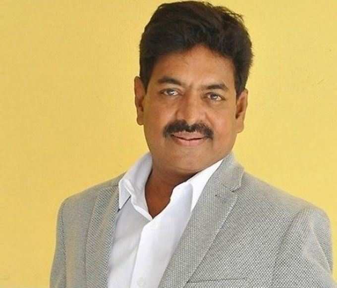 ఆ హీరోగారు ఎక్కడ