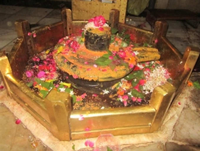 ​लोधेश्वर महादेव मंदिर, उत्तर प्रदेश