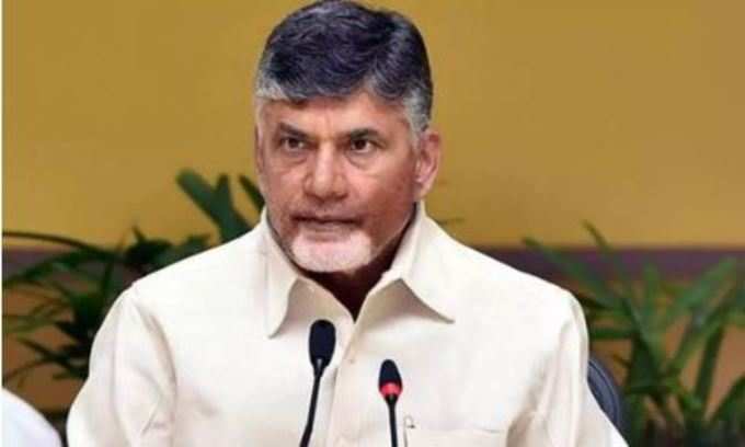 చంద్రబాబు పీఎస్‌పై దాడులు