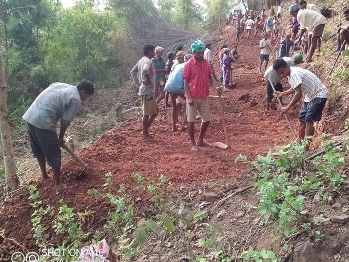 నలుగురు యువకుల ఆలోచనతో మొదలై