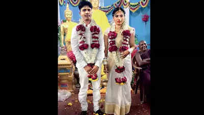 ललिता से ललित बने पुलिस कॉन्स्टेबल ने रचाई शादी, देखिए पूरी कहानी...