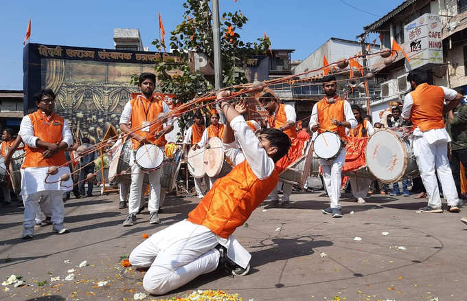 मर्दांनी खेळांचं चित्तथरारक दर्शन