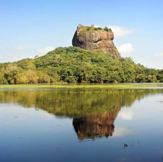 ಮಲಗಿರುವ ಬುದ್ಧನ ಪ್ರತಿಮೆ