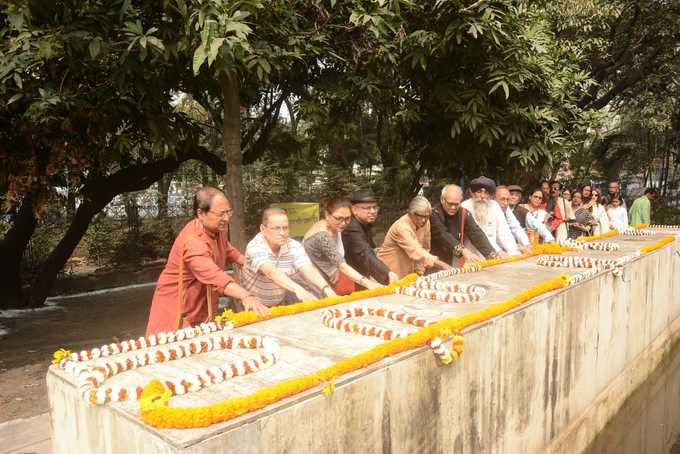 শহরের বসন্ত একুশের চিঠি লেখে