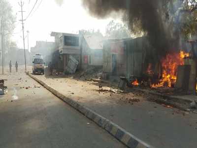 गुजरात: आणंद जिले में सांप्रदायिक हिंसा, 13 घायल, RAF तैनात
