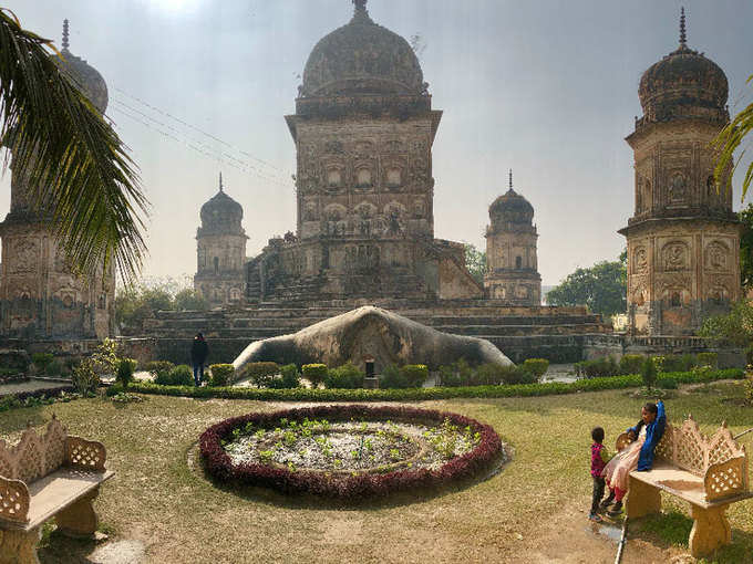 ​अशी आहे मंदिराची रचना