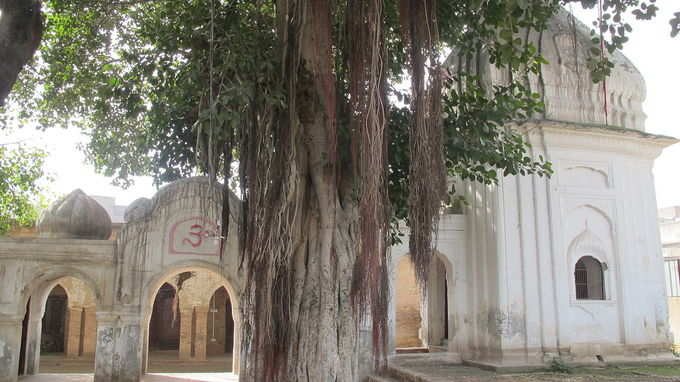 ​கோர் கத்ரீ மற்றும் கோரக்நாத் கோயில்