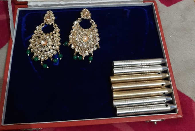 mirchi bullet jhumka