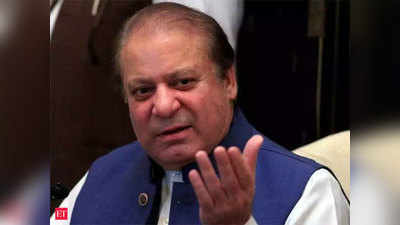 पाकिस्तान की इमरान खान सरकार ने पूर्व पीएम नवाज शरीफ को भगोड़ा घोषित किया