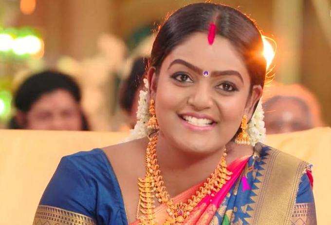 karthika deepam serial heroine