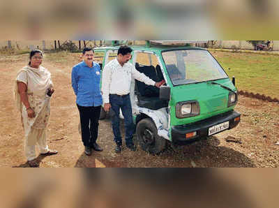 पालघरमध्ये भंगारातून तयार झाली सौरव्हॅन!