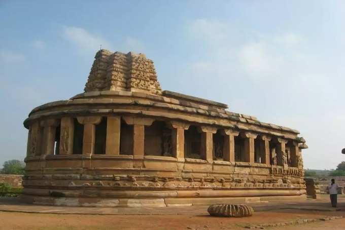 ​19. Durga Temple Aihole - துர்கா கோயில் ஐஹொளெ: