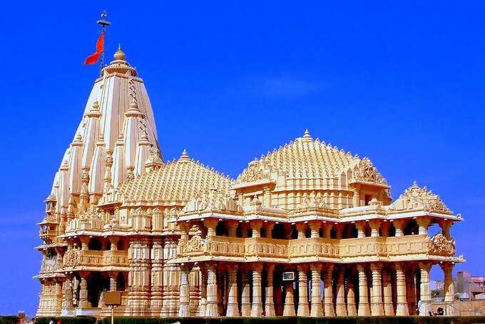 ​5. Somnath Temple - சோம்நாத் கோயில்: