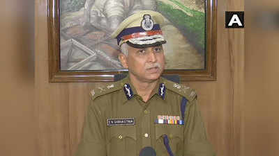 दिल्ली पुलिस कमिश्नर एसएन श्रीवास्तव ने कहा- शांति बहाल करना प्राथमिकता