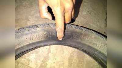 टायर फेकल्याने वीज पुरवठा खंडीत