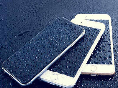 iPhone 12 बारिश में भीगने पर और पानी के अंदर भी करेगा काम, मिलेगा खास डिस्प्ले टेक