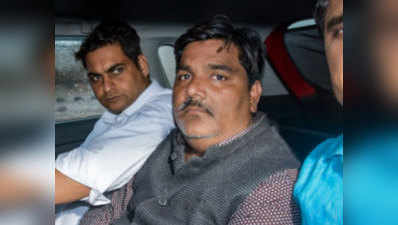 दिल्ली हिंसा: 3 और गिरफ्तार, ताहिर हुसैन को घर में छिपाने वाला भी शिकंजे में