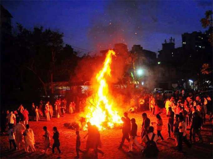 ಹೋಳಿಯ ವಿವಿಧ ಆಚರಣೆ